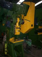 TROQUELADORA 27 TONS.